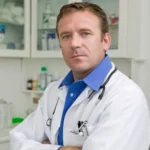 Carlos Álvarez. 